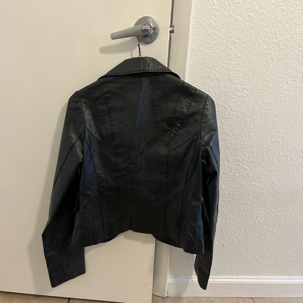 Black guess jacket size medium